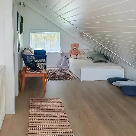 Tatil Evi In The Archipelago On The Island Kinn
