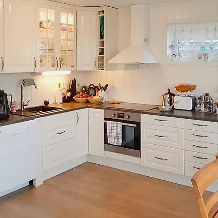 Semesterbostad In The Archipelago On The Island Kinn Tansoy